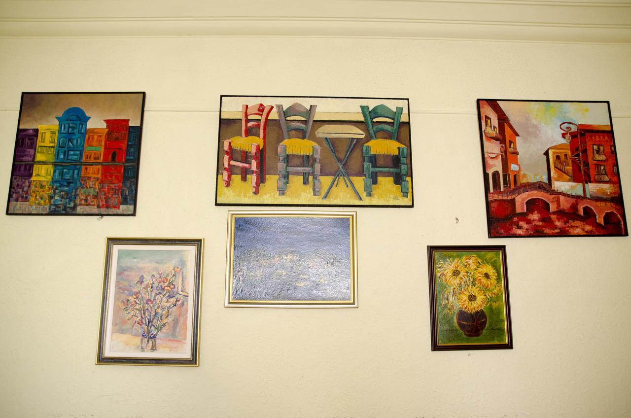 Casa Boiereasca Ostello Craiova Esterno foto